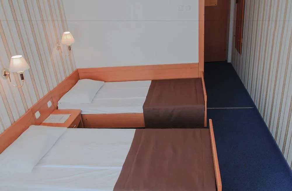 Adria Hotel Kyjev 3*,