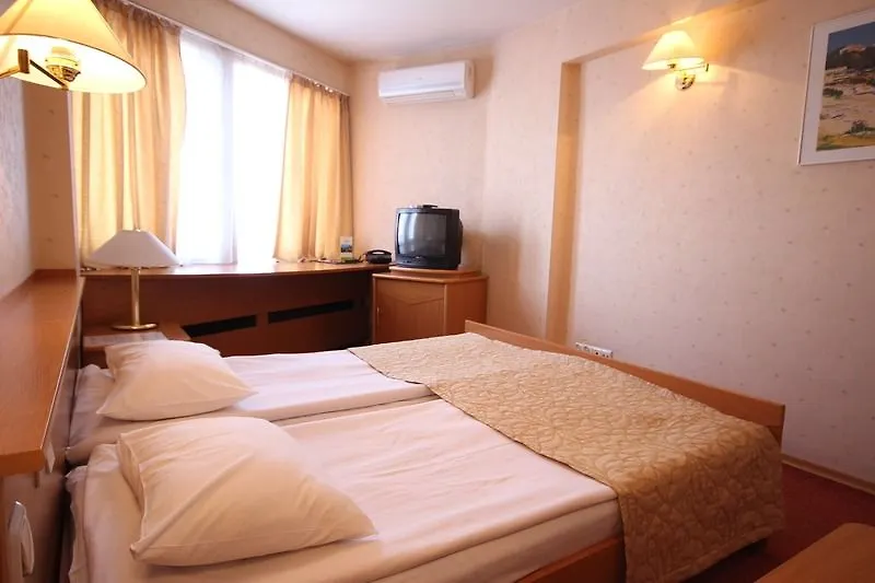 Adria Hotel Kyjev 3*,