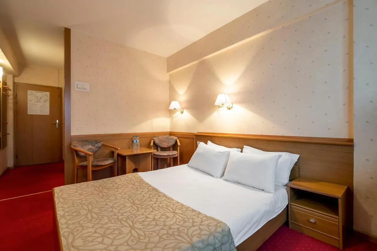 Adria Hotel Kiev Ucrânia